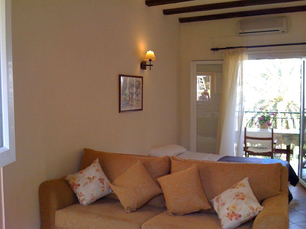 Panorama Hideaway Aparthotel Dasziá Kültér fotó